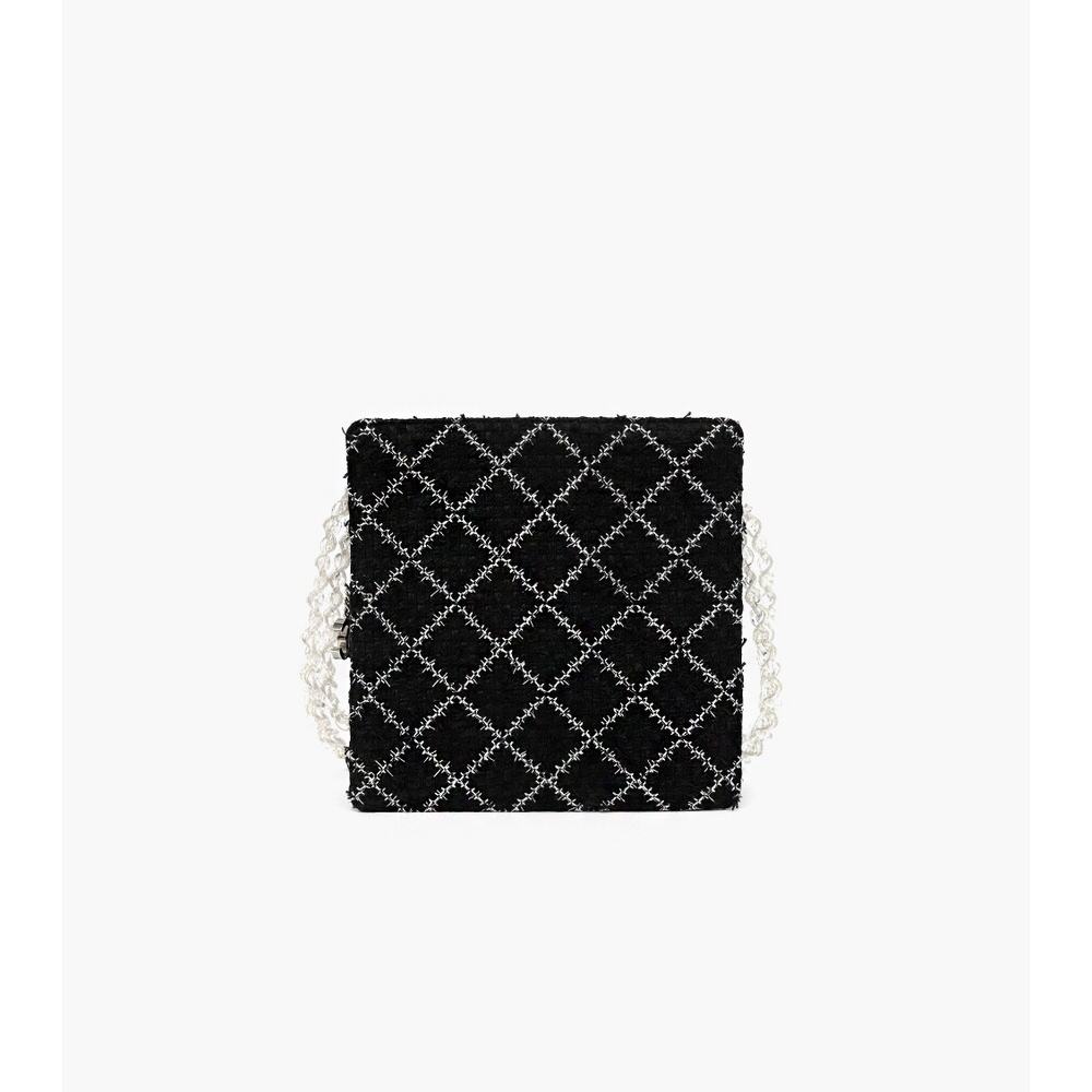 CHANEL Black Fabric Shoulder Bag A-A26217